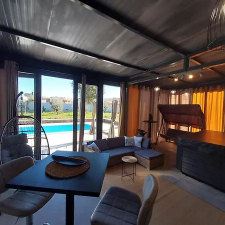 Holiday home Hacienda Matea, Pula *