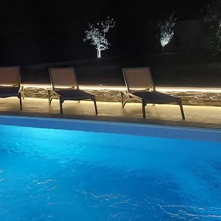 Holiday home Hacienda Matea Mit Whirlpool, Pool Und Grill